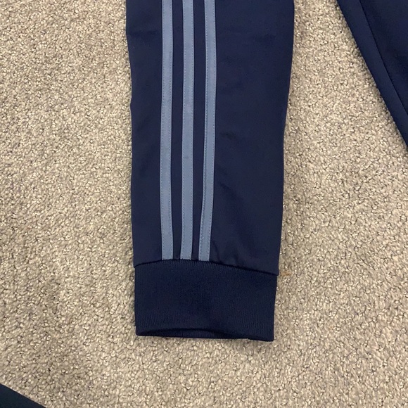 Navy adidas joggers size 10/12 - Picture 2 of 7